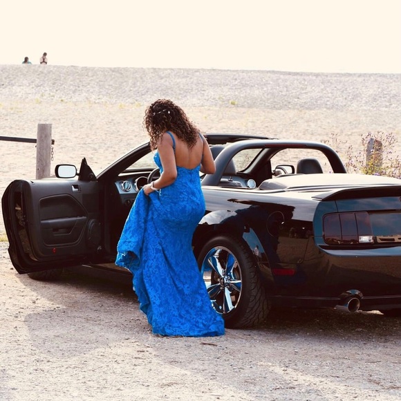 STUNNING Electric Blue Prom Dress size 8 - Picture 2 of 10